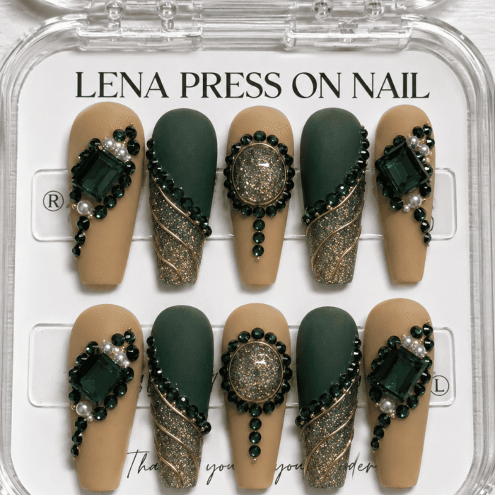 232. Emerald Luxe
