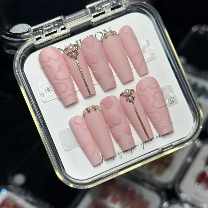 Heartfelt Chic